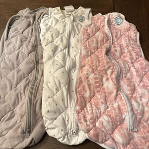 Dreamland baby weighted sleep sack- size small. Lot of 3